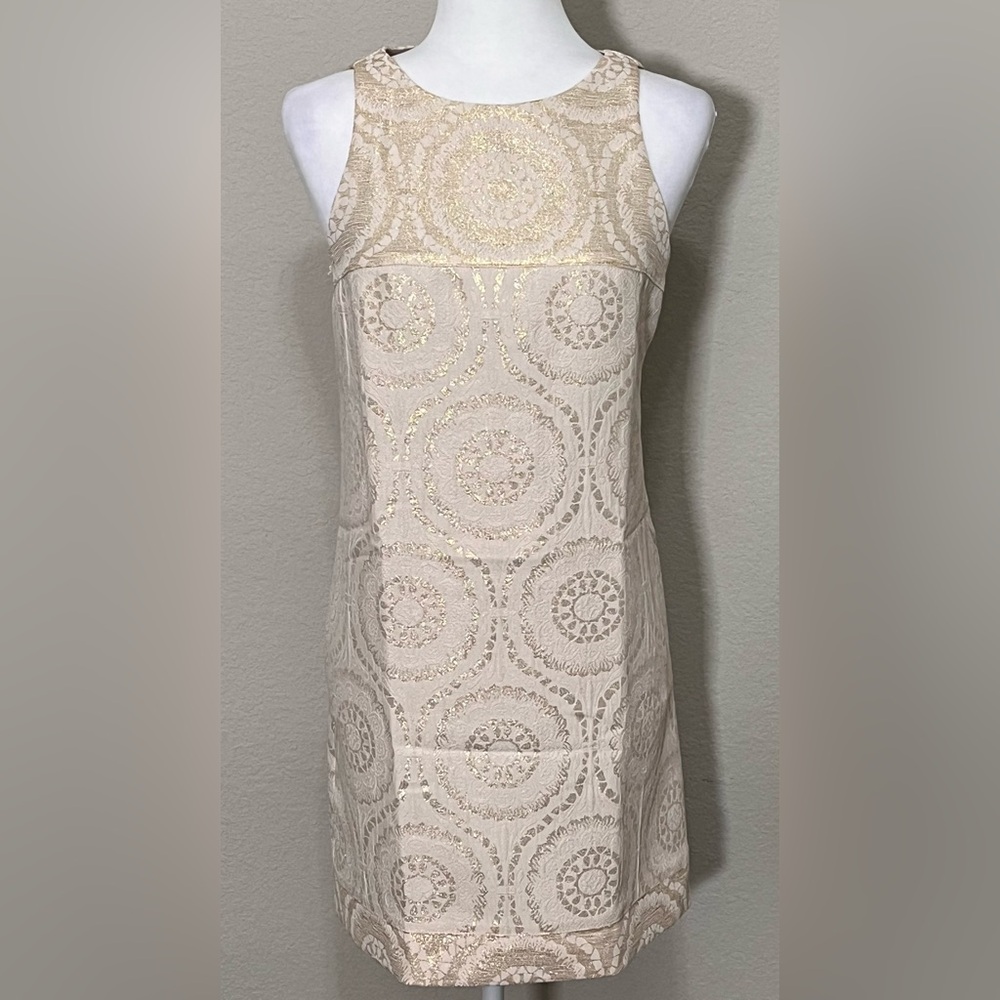 Donna Morgan Retro Patterned Sleeveless Gold and Cream Shift Dress Size 8